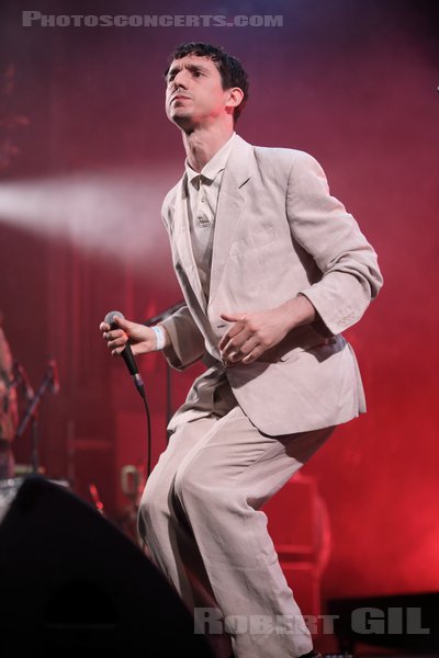 THE FAT WHITE FAMILY - 2024-05-25 - ANGERS - Le Chabada - Scene Reverberation - Lias Kaci Saoudi